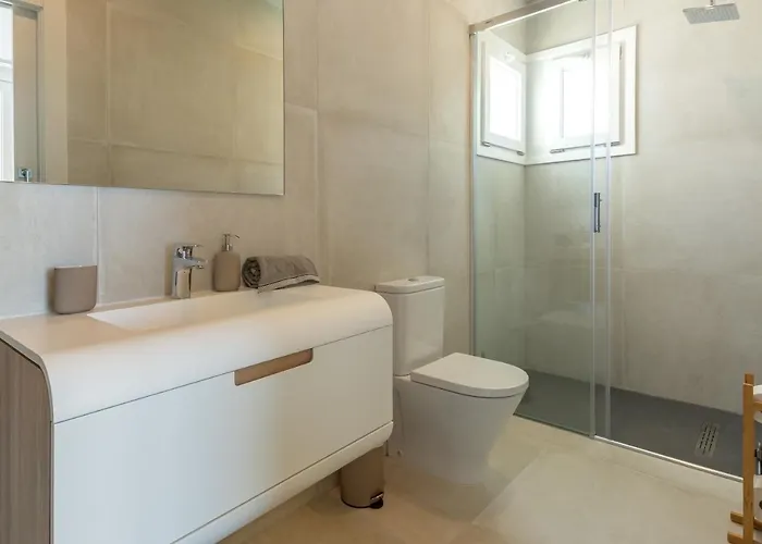 394921 - Wonderful Semi Detached